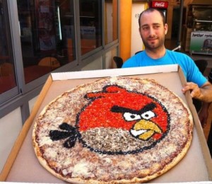 Pizza Angry Birds!