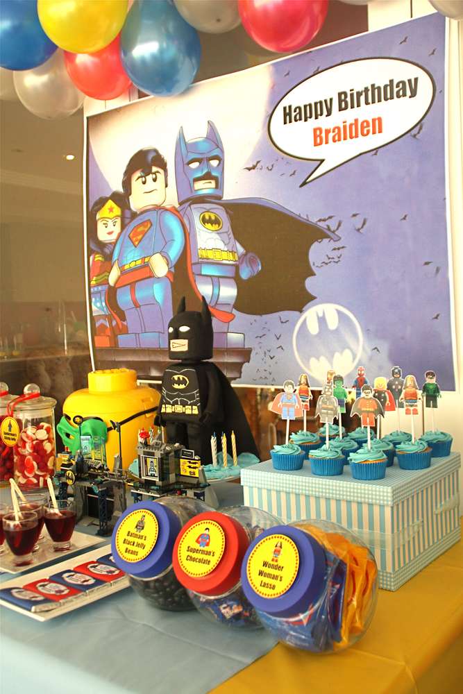 Decoración Lego Batman - ideas para fiestas - Blog Celebrando Fiestas